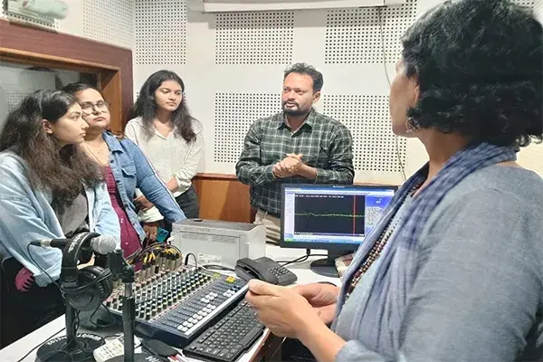 Educational Visit to Hello Haldwani 91.2 FM Community Radio