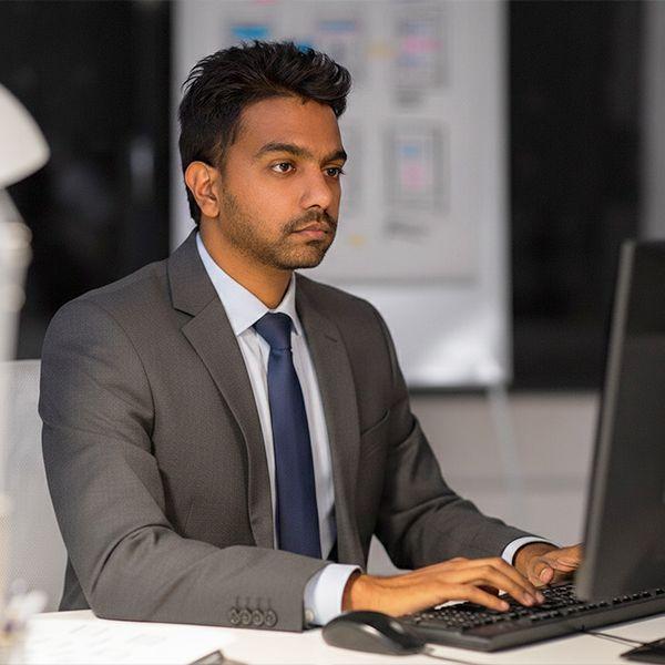 Unmatched industry experience through 800+ recruiter tie-ups at KRMU