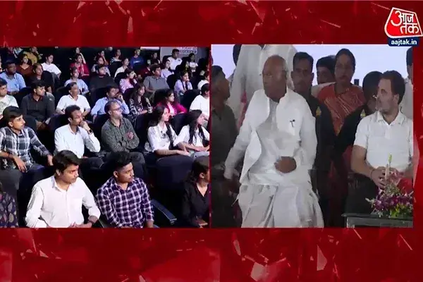 Industrial Visit to Aaj Tak